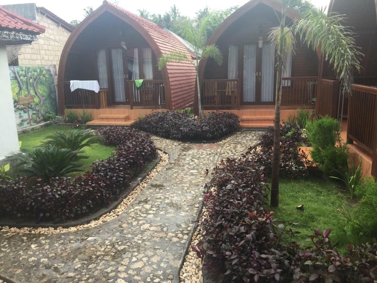 Lotus Bungalow Hotel Nusa Penida Esterno foto